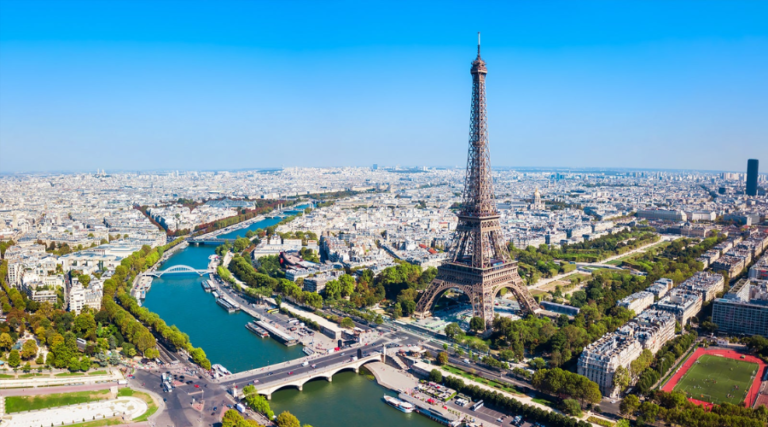 Exploring the City of Light: Things to Do in Paris Things to Do in Paris