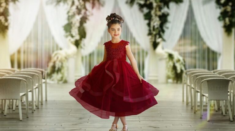 Dresses for children: a fashionable journey into the wardrobes of little ones Dresses for children
